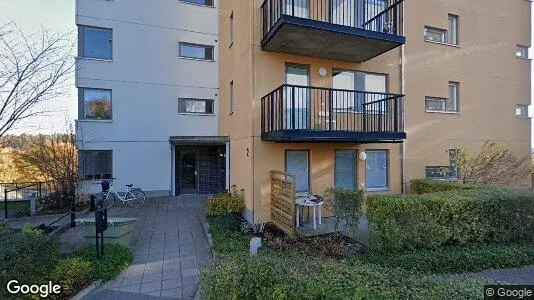 Lägenheter till salu i Upplands-Bro - Bild från Google Street View