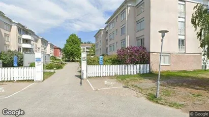 Bostadsrätter till salu i Haninge - Bild från Google Street View