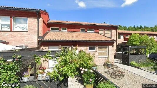 Bostadsrätter till salu i Botkyrka - Bild från Google Street View
