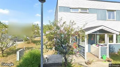 Lägenheter till salu i Huddinge - Bild från Google Street View