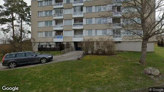 Lägenheter till salu i Huddinge - Bild från Google Street View