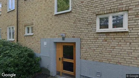 Lägenheter till salu i Västerort - Bild från Google Street View