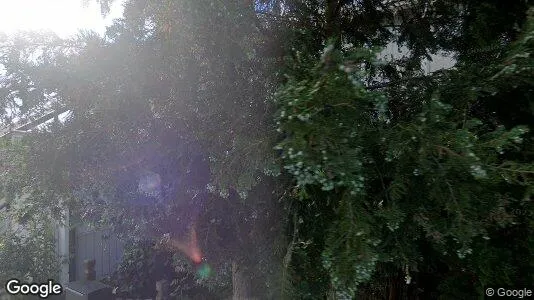 Bostadsrätter till salu i Huddinge - Bild från Google Street View