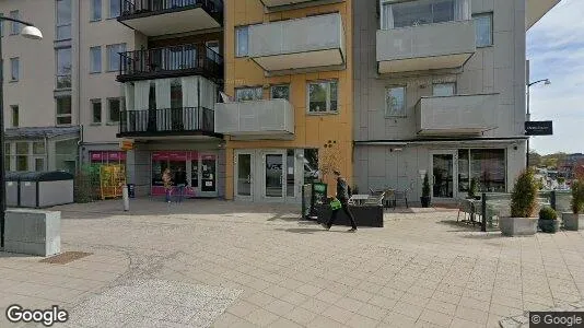 Lägenheter till salu i Solna - Bild från Google Street View