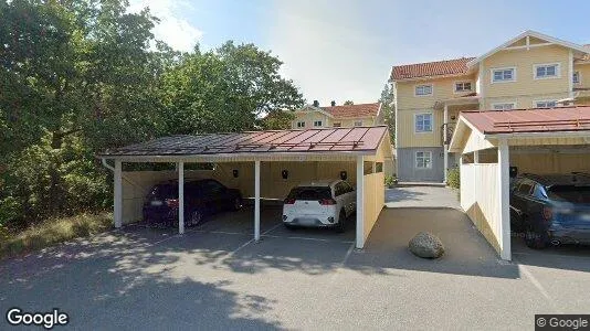 Bostadsrätter till salu i Nacka - Bild från Google Street View