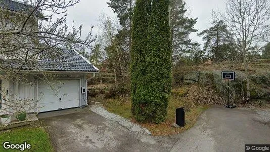 Bostadsrätter till salu i Österåker - Bild från Google Street View