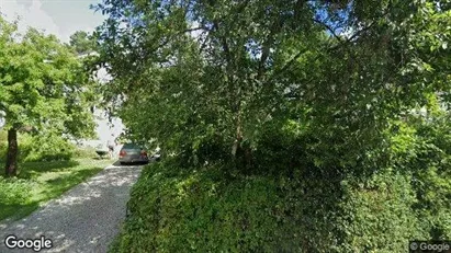 Bostadsrätter till salu i Huddinge - Bild från Google Street View