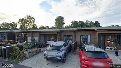 Bostadsrätter till salu i Falkenberg - Bild från Google Street View