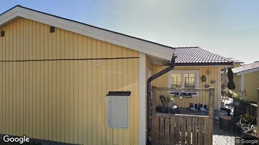 Lägenheter till salu i Haninge - Bild från Google Street View