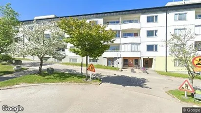 Bostadsrätter till salu i Haninge - Bild från Google Street View