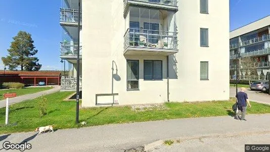 Bostadsrätter till salu i Tyresö - Bild från Google Street View