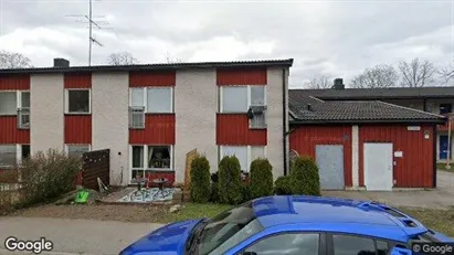 Bostadsrätter till salu i Huddinge - Bild från Google Street View