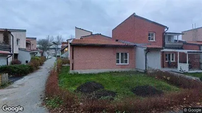 Bostadsrätter till salu i Upplands Väsby - Bild från Google Street View