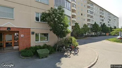 Bostadsrätter till salu i Haninge - Bild från Google Street View