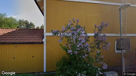 Lägenheter till salu i Haninge - Bild från Google Street View