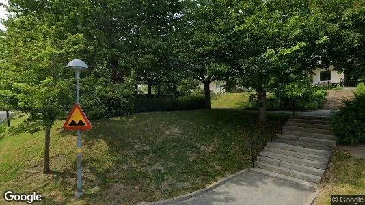 Bostadsrätter till salu i Botkyrka - Bild från Google Street View