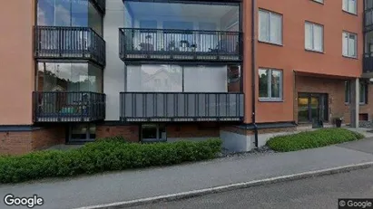Lägenheter till salu i Huddinge - Bild från Google Street View
