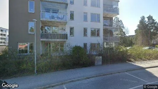 Bostadsrätter till salu i Tyresö - Bild från Google Street View