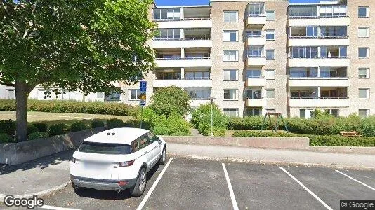 Lägenheter till salu i Solna - Bild från Google Street View