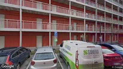 Lägenheter att hyra i Huddinge - Bild från Google Street View
