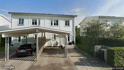 Bostadsrätter till salu i Falkenberg - Bild från Google Street View