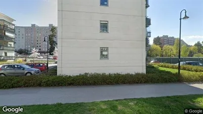 Bostadsrätter till salu i Tyresö - Bild från Google Street View