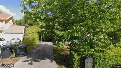 Bostadsrätter till salu i Håbo - Bild från Google Street View