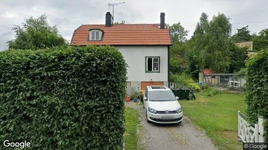 Lägenheter till salu i Huddinge - Bild från Google Street View