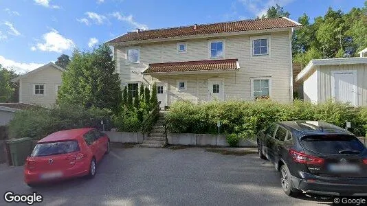 Lägenheter till salu i Huddinge - Bild från Google Street View