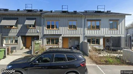 Lägenheter till salu i Solna - Bild från Google Street View