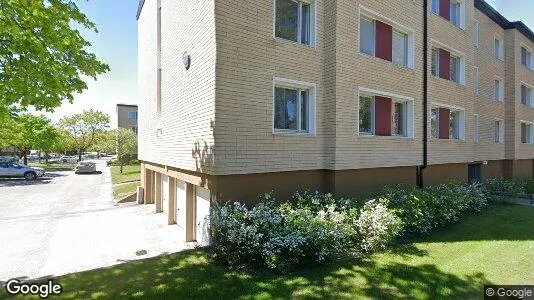 Bostadsrätter till salu i Haninge - Bild från Google Street View