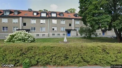 Lägenheter till salu i Huddinge - Bild från Google Street View