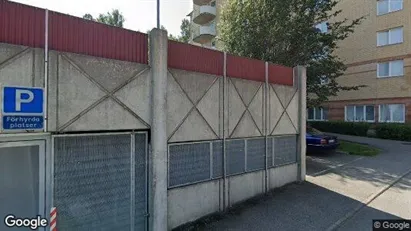 Lägenheter till salu i Botkyrka - Bild från Google Street View