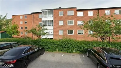 Hyreslägenhet  i  Fosie