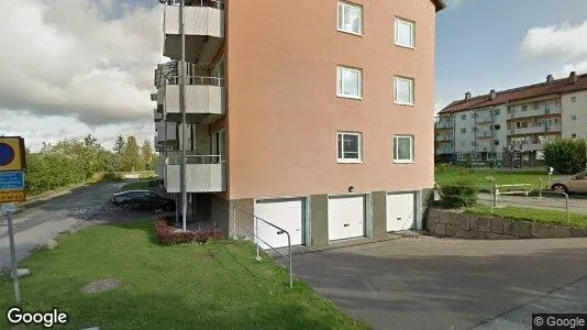 Lägenheter till salu i Köping - Bild från Google Street View