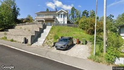 Lägenheter till salu i Huddinge - Bild från Google Street View