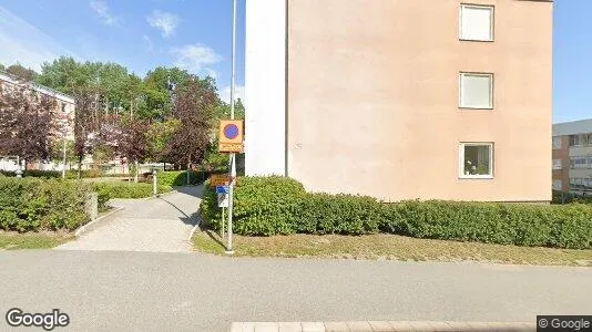 Bostadsrätter till salu i Botkyrka - Bild från Google Street View