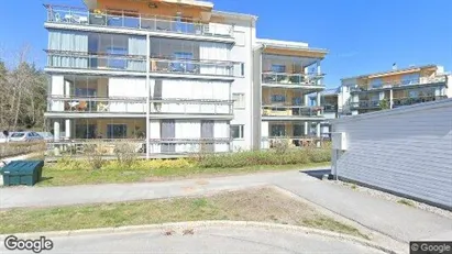 Bostadsrätter till salu i Nacka - Bild från Google Street View