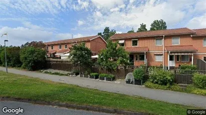 Bostadsrätter till salu i Botkyrka - Bild från Google Street View