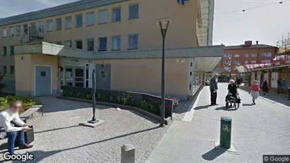 Lägenheter att hyra i Huddinge - Bild från Google Street View