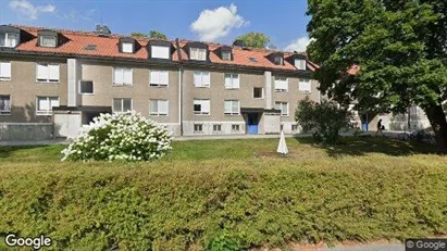 Lägenheter till salu i Huddinge - Bild från Google Street View