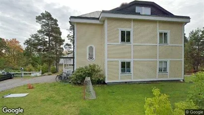 Bostadsrätter till salu i Nacka - Bild från Google Street View