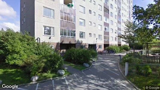 Bostadsrätter till salu i Nacka - Bild från Google Street View