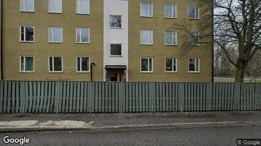 Bostadsrätter till salu i Haninge - Bild från Google Street View