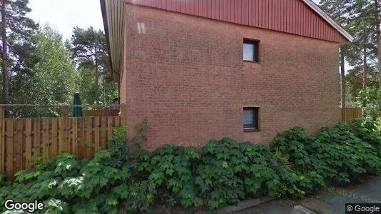 Lägenheter till salu i Huddinge - Bild från Google Street View