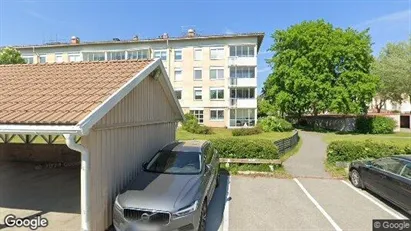 Bostadsrätter till salu i Haninge - Bild från Google Street View