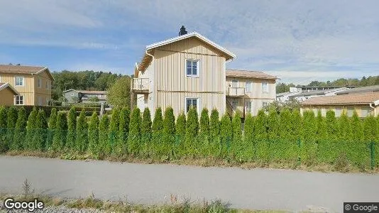 Bostadsrätter till salu i Håbo - Bild från Google Street View