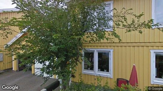 Bostadsrätter till salu i Mark - Bild från Google Street View