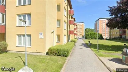 Bostadsrätter till salu i Huddinge - Bild från Google Street View