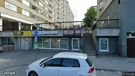 Bostadsrätter till salu i Täby - Bild från Google Street View